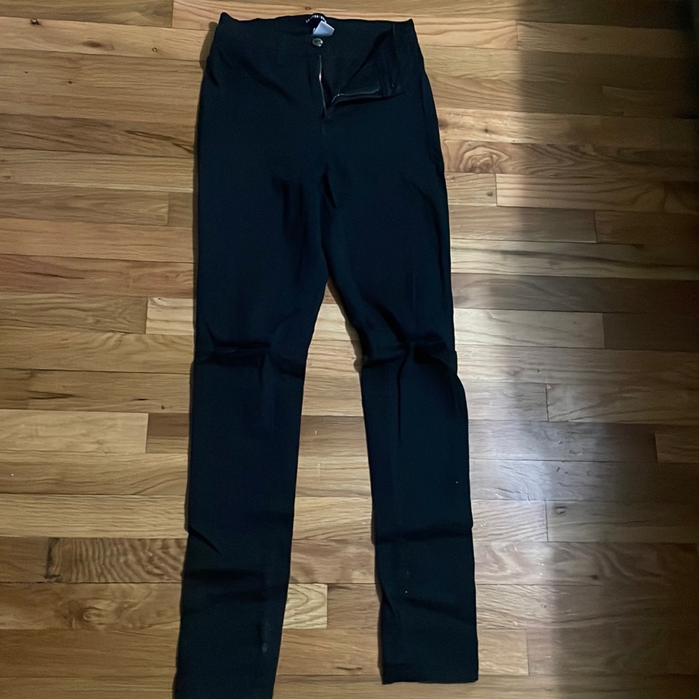 Black skinny jeans